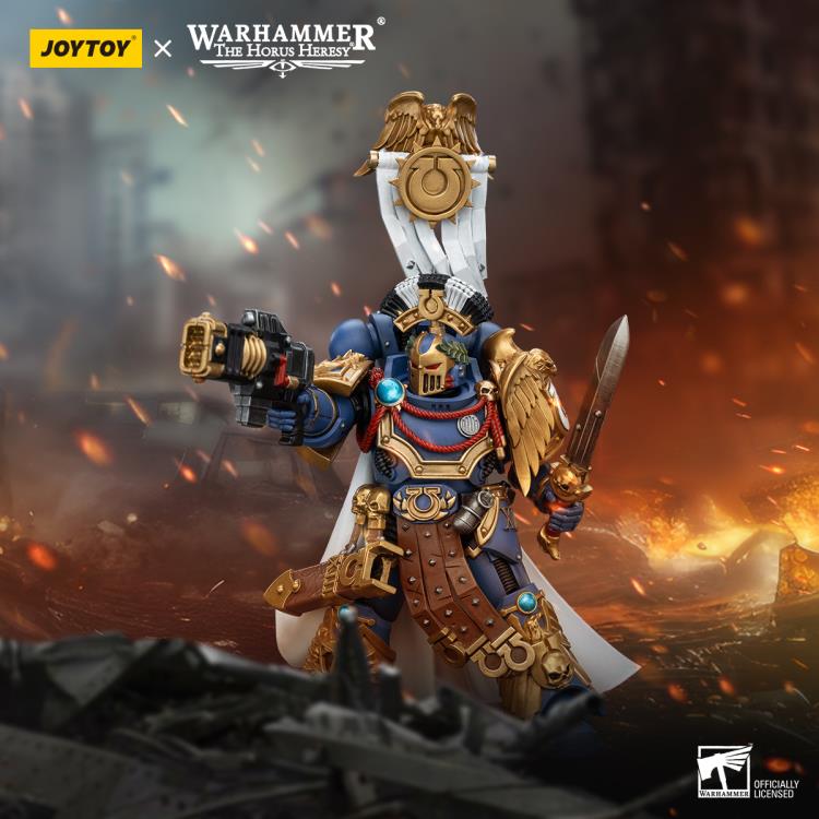 Warhammer The Horus Heresy Ultramarines Legion Praetor with Power Sword and Volkite Serpenta 1/18 Scale Action Figure