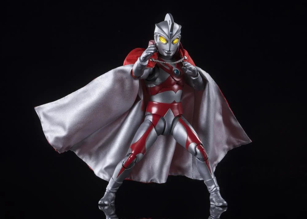 Ultraman S.H.Figuarts Brothers' Mantle