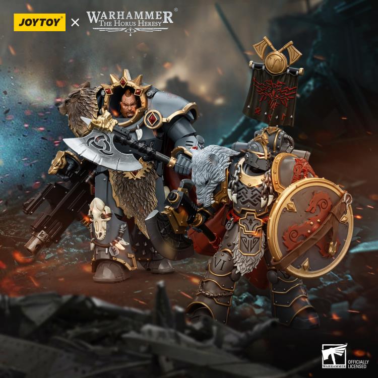 Warhammer The Horus Heresy Space Wolves Legion Praetor with Power Axe and Combat Shield 1/18 Scale Action Figure