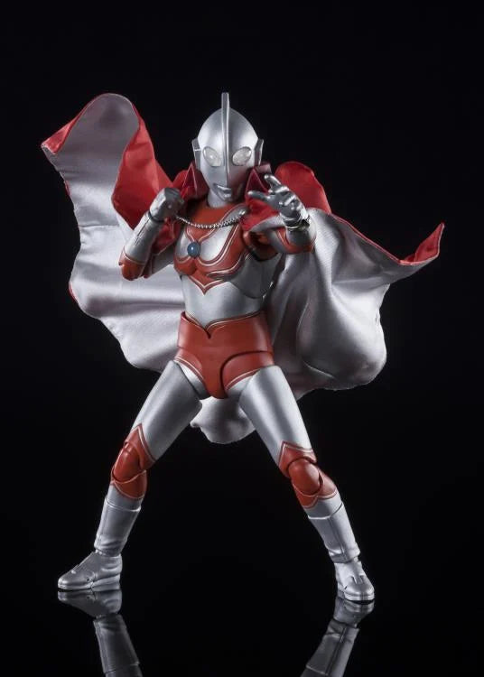 Ultraman S.H.Figuarts Brothers' Mantle