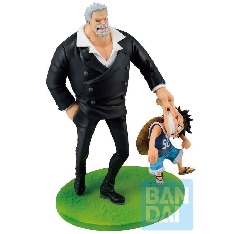 One Piece Ichibansho Revible Moment Monkey D. Garp & Monkey D. Luffy (Road to Down) Figure