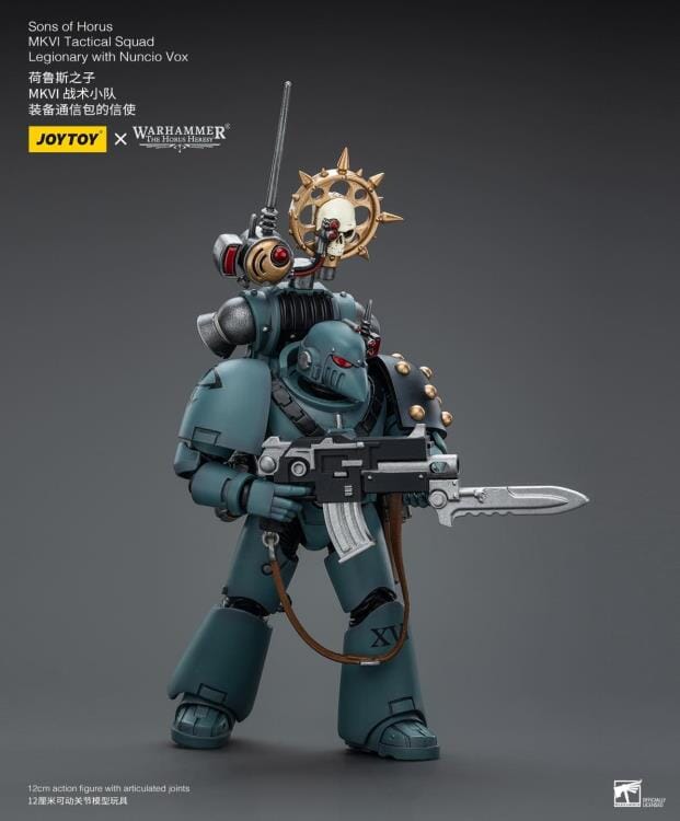 Warhammer 40k Sons of Horus MKVI Tactical Squad Legionary with Nuncio Vox 1/18 Scale Figure