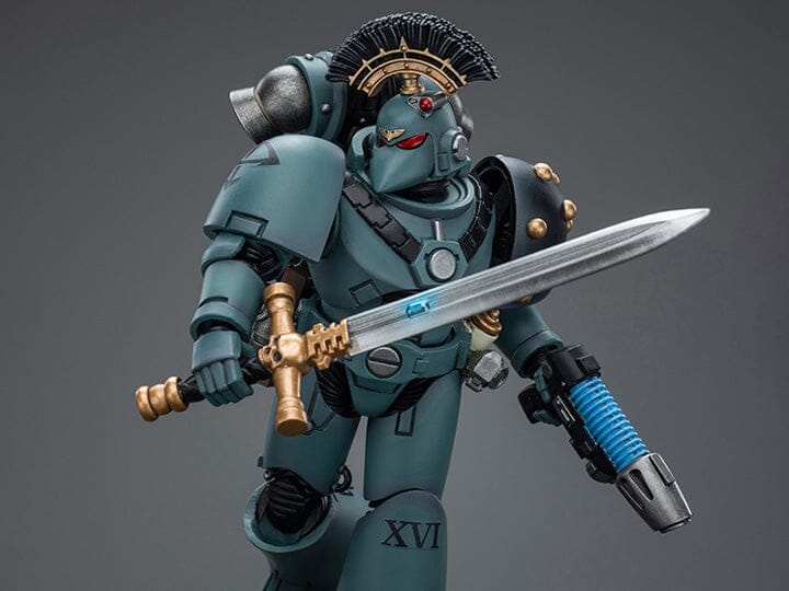 Warhammer 40k Sons of Horus MKVI Tactical Squad Sergeant with Power Sword 1/18 Scale Figure