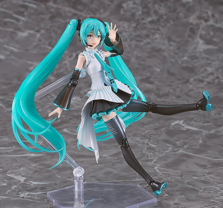 Vocaloid Character Vocal Series 01 PLAMATEA Hatsune Miku (Happy 16th Birthday Ver.) Model Kit