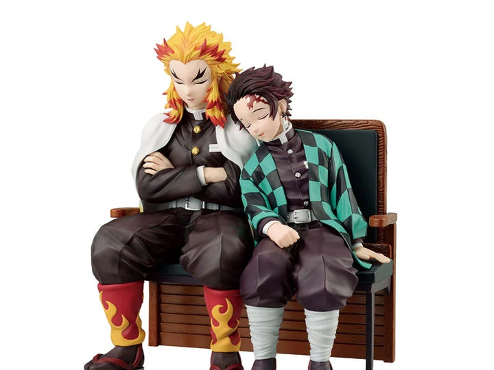 Demon Slayer Kimetsu no Yaiba Ichibansho Revible Moment Tanjiro Kamado & Kyojuro Rengoku (Locus) Figure