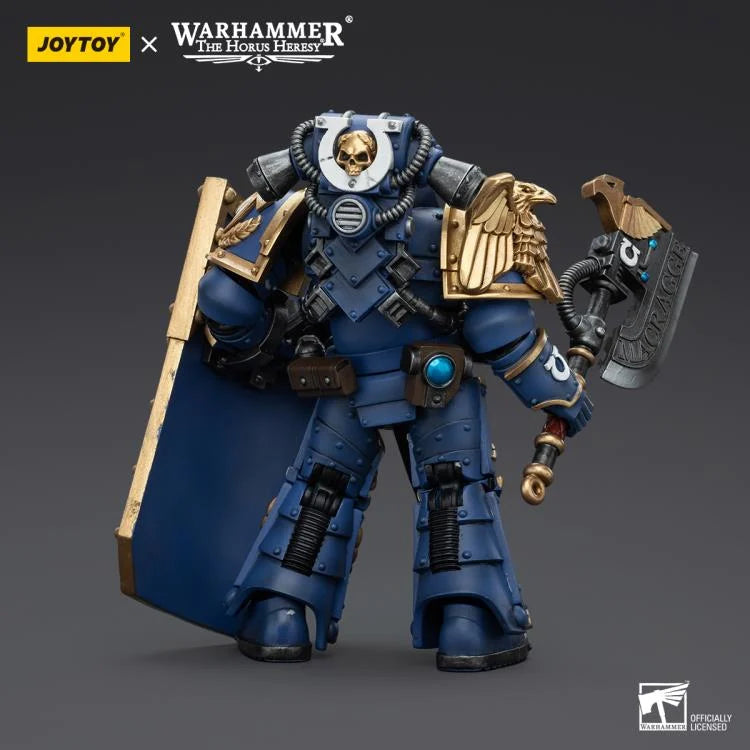 Warhammer The Horus Heresy Ultramarines Invictarus Suzerain Squad Suzerain 2 1/18 Scale Action Figure