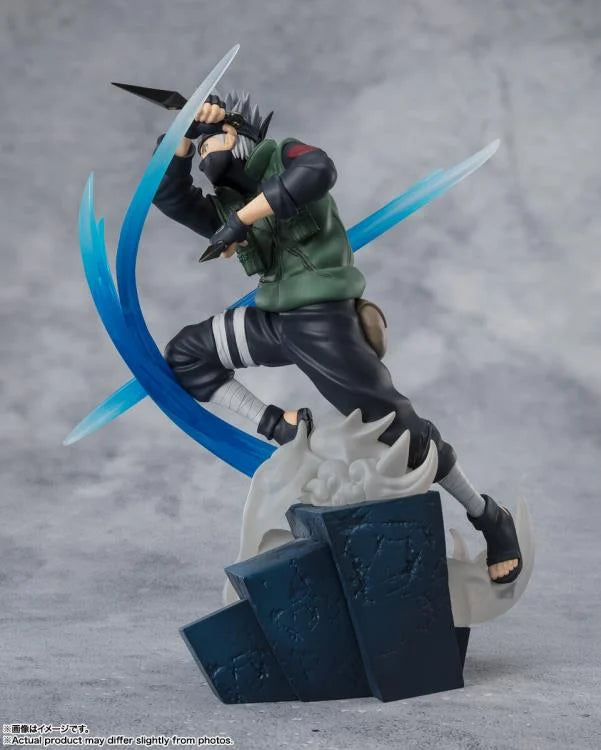 Naruto Shippuden FiguartsZERO Extra Battle Kakashi Hatake (Showdown With a Former Friend)