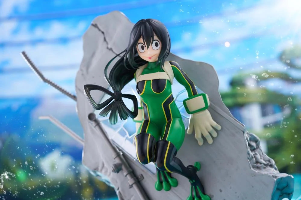 My Hero Academia Dressta Tsuyu Asui Figure