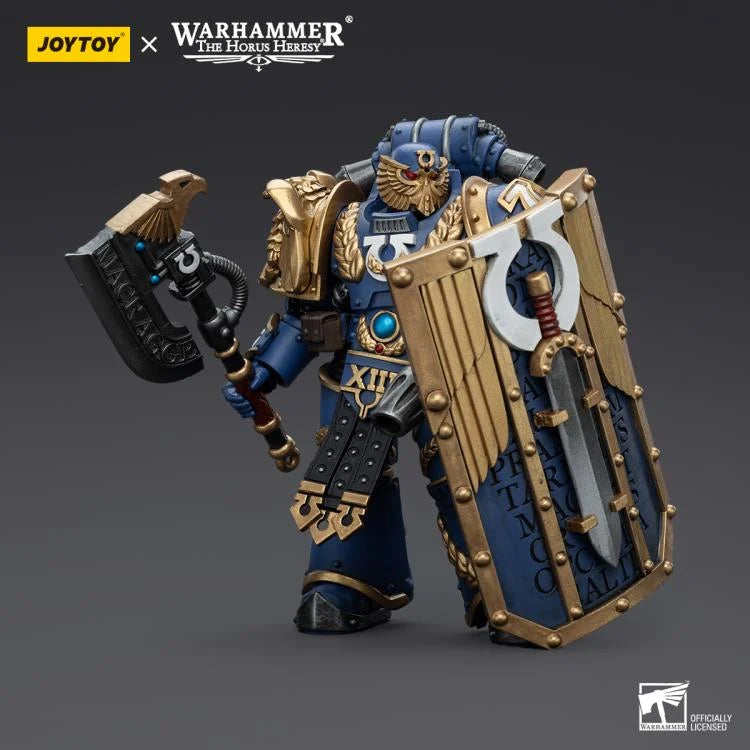 Warhammer The Horus Heresy Ultramarines Invictarus Suzerain Squad Suzerain 2 1/18 Scale Action Figure