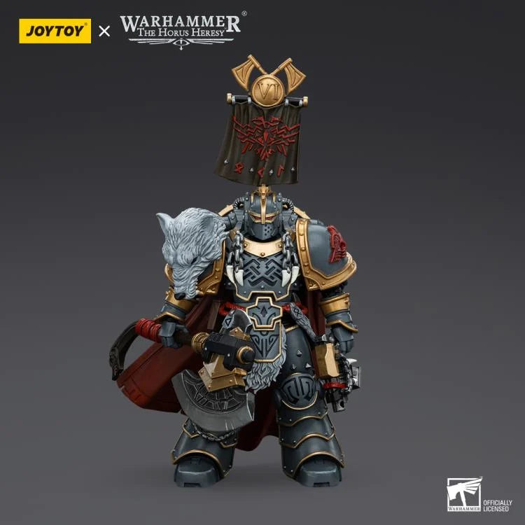 Warhammer The Horus Heresy Space Wolves Legion Praetor with Power Axe and Combat Shield 1/18 Scale Action Figure