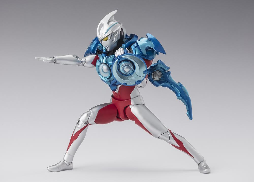 Ultraman Arc S.H.Figuarts Luna Armor Set