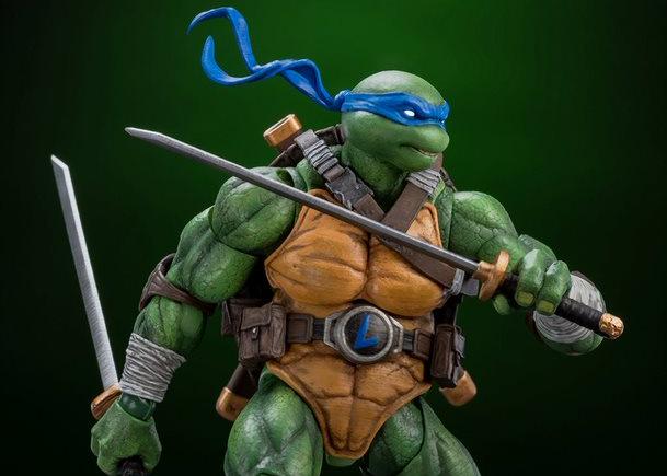 Teenage Mutant Ninja Turtles Leonardo Action Figure