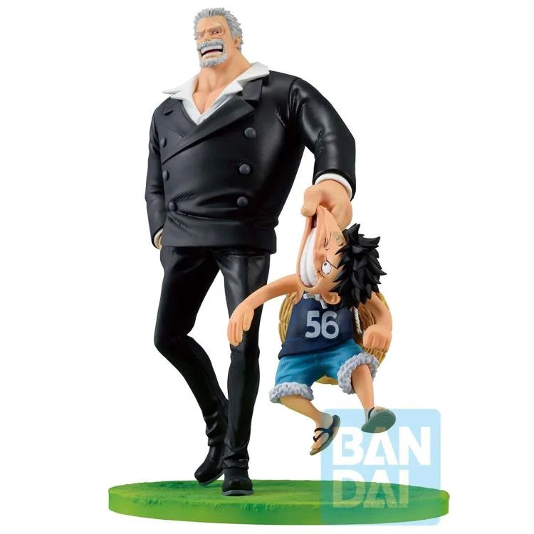 One Piece Ichibansho Revible Moment Monkey D. Garp & Monkey D. Luffy (Road to Down) Figure