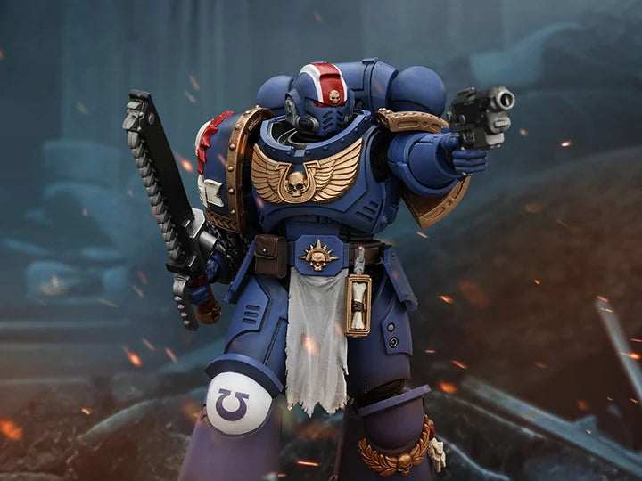 Warhammer 40,000 Space Marine 2 Ultramarines Lieutenant Titus 1/18 Scale Action Figure