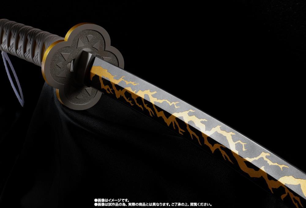 Demon Slayer: Kimetsu no Yaiba Proplica Zenitzu Agatsuma's Nichirin Sword