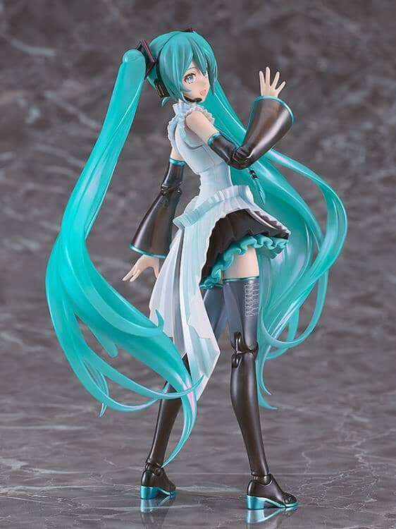 Vocaloid Character Vocal Series 01 PLAMATEA Hatsune Miku (Happy 16th Birthday Ver.) Model Kit