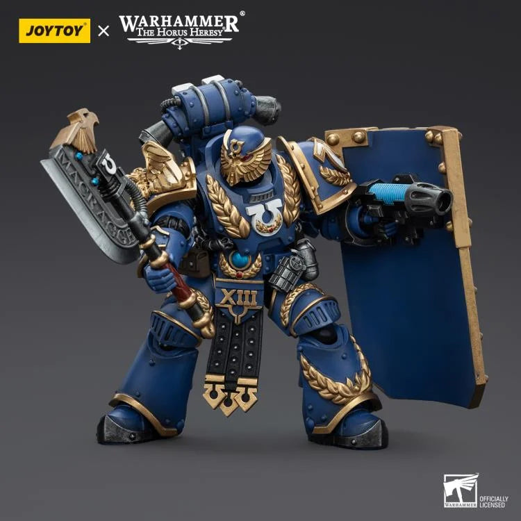 Warhammer The Horus Heresy Ultramarines Invictarus Suzerain Squad Suzerain 2 1/18 Scale Action Figure