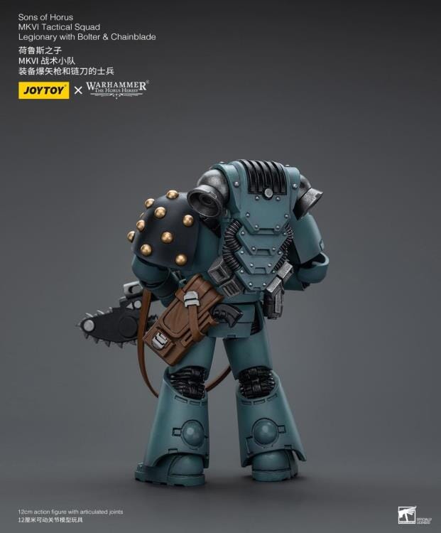 Warhammer 40k Sons of Horus MKVI Tactical Squad Legionary with Bolter & Chainblade 1/18 Scale Figure