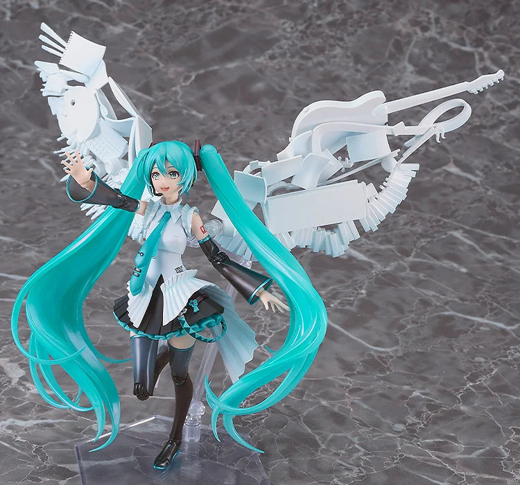 Vocaloid Character Vocal Series 01 PLAMATEA Hatsune Miku (Happy 16th Birthday Ver.) Model Kit