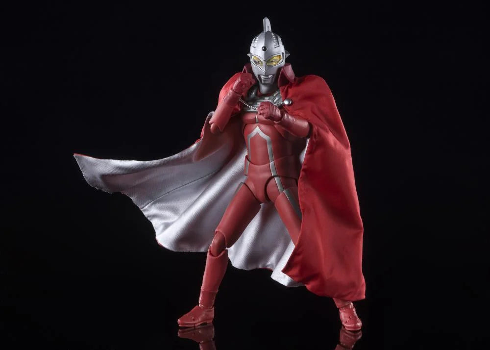 Ultraman S.H.Figuarts Brothers' Mantle