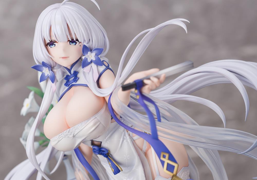 Azur Lane Illustrious (Maiden Lily's Radiance Ver.) 1/7 Scale Figure