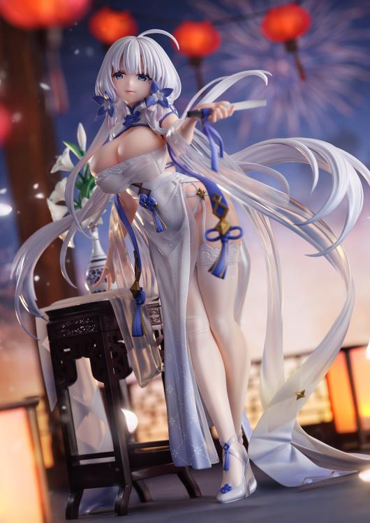 Azur Lane Illustrious (Maiden Lily's Radiance Ver.) 1/7 Scale Figure