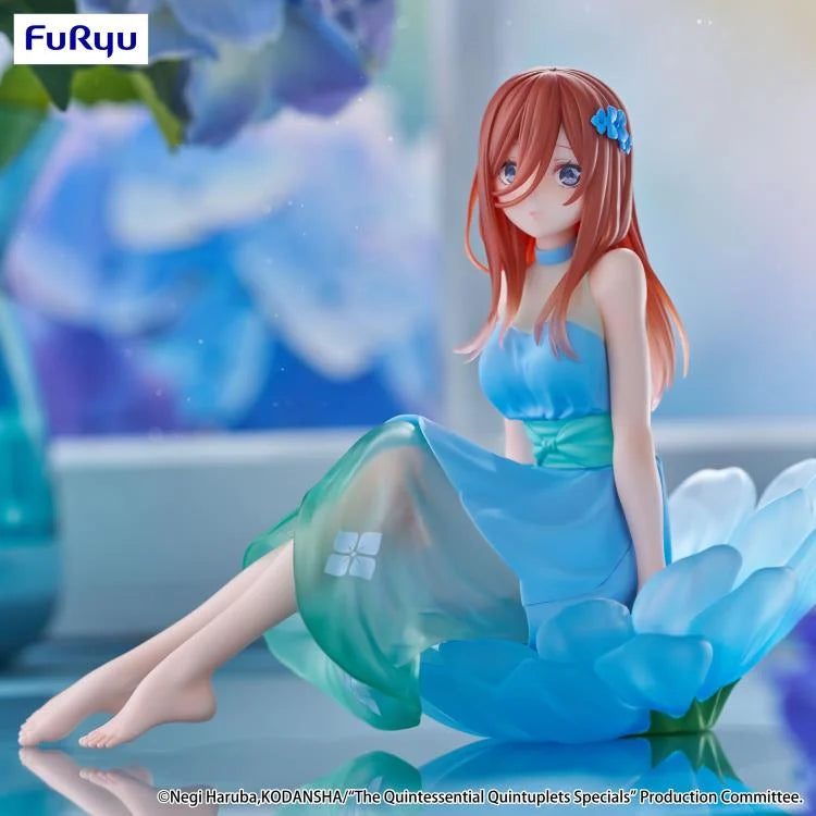 The Quintessential Quintuplets Bloo-me! Miku Nakano Figure