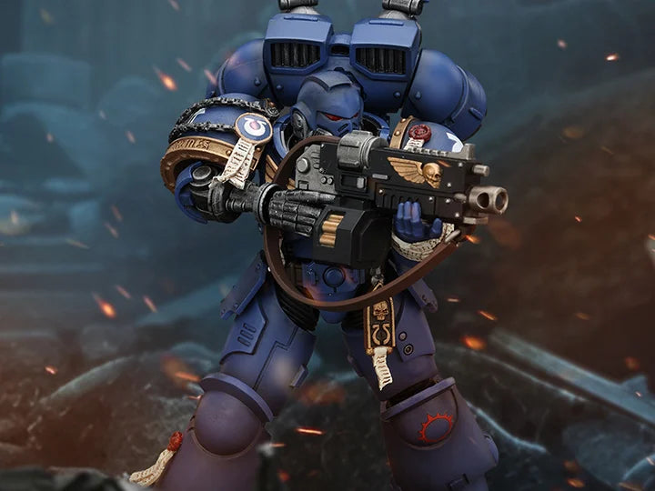 Warhammer 40,000 Space Marine 2 Ultramarines Brother Chairon 1/18 Scale Action Figure