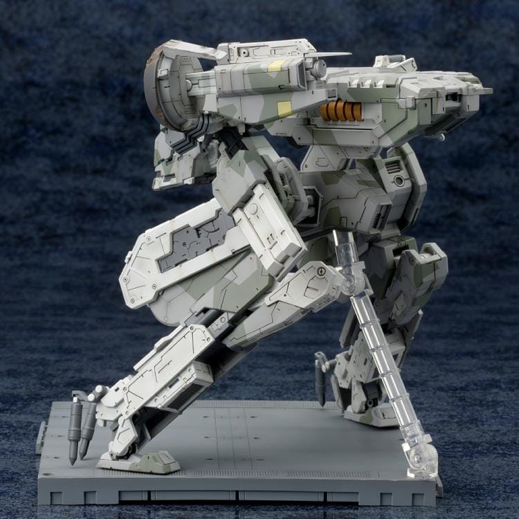 Metal Gear Solid 4 Guns of the Patriots Metal Gear Rex 1/100 Scale Model Kit