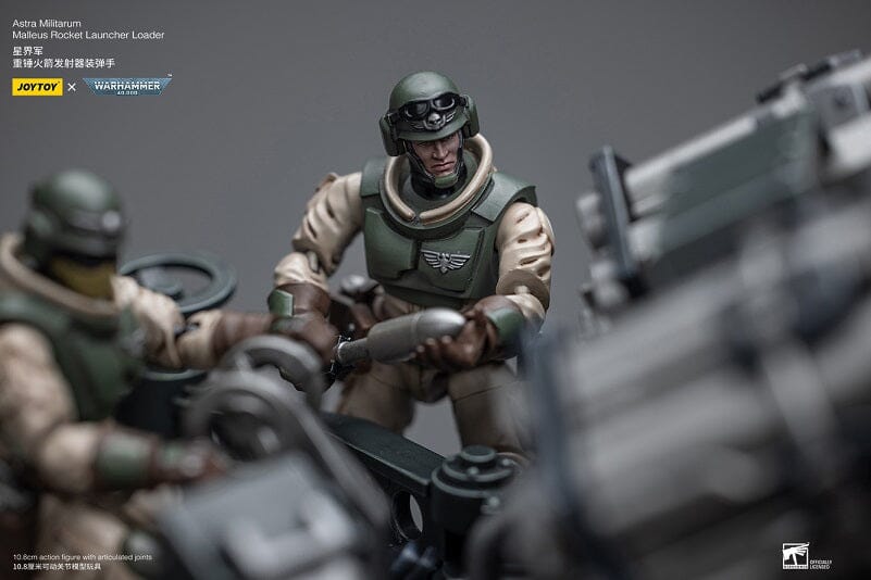 Warhammer 40K Astra Militarum Ordnance Brigade Team with Malleus Rocket Launcher 1/18 Scale Set