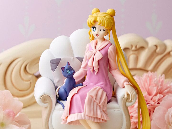 Sailor Moon Cosmos Ichibansho Usagi & Luna (Antique Style) Figure