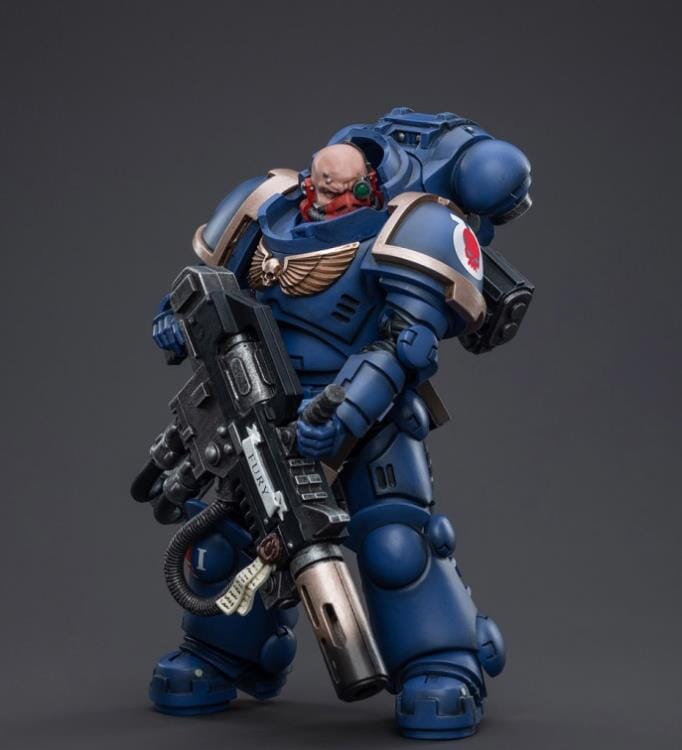 Warhammer 40K Ultramarines Primaris Eradicator 1 1/18 Scale Figure