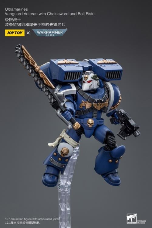 Warhammer 40k Ultramarines Vanguard Veteran with Chainsword & Bolt Pistol 1/18 Scale Figure