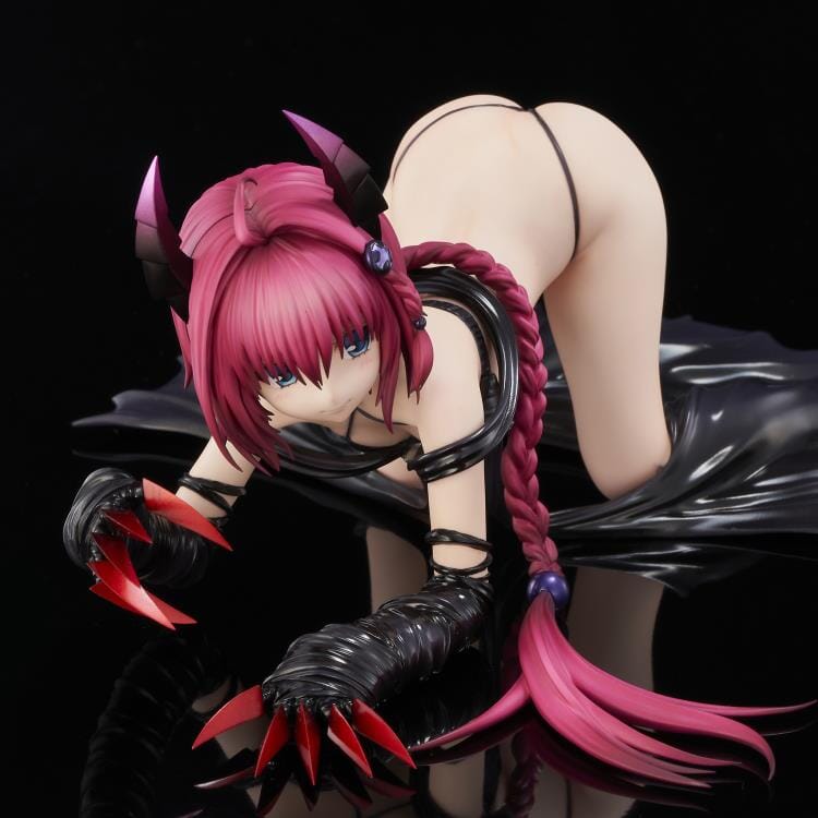 To Love-Ru Darkness Mea Kurosaki (Darkness Ver.) 1/6 Scale Figure