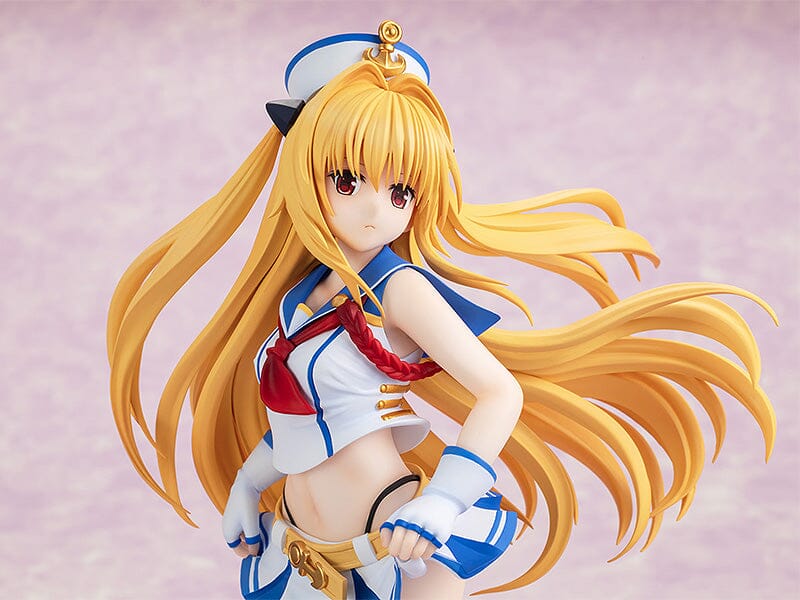 To Love-Ru Darkness Golden Darkness (Breezy Seaside Ver.) 1/7 Scale Figure