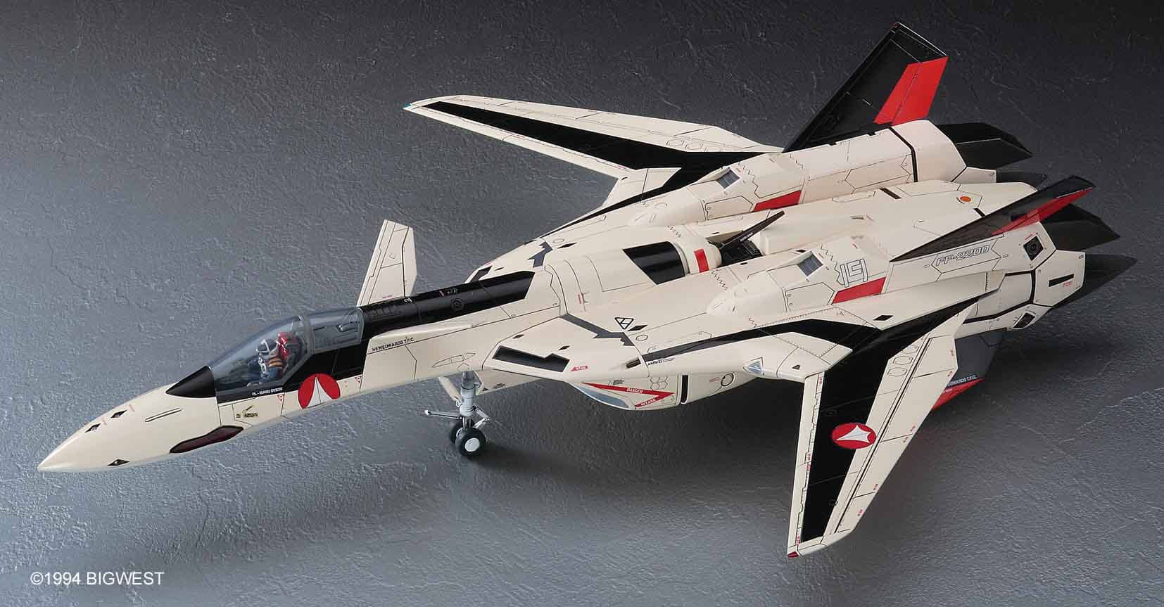 Macross Plus MC01 YF-19 1/48 Scale Model Kit