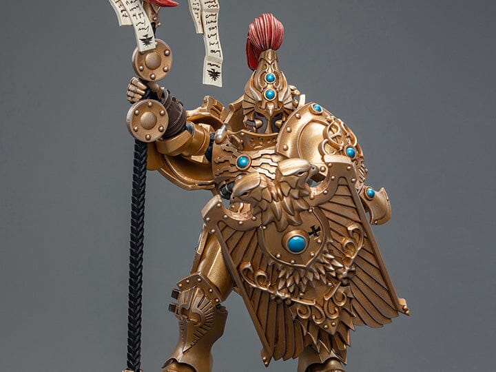 Warhammer 40K Adeptus Custodes Vexilus Praetor 1/18 Scale Figure