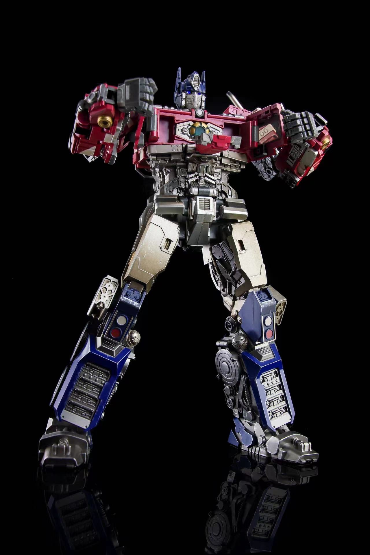 Lucky Cat MVP-01 Atlas Transformable Action Figure