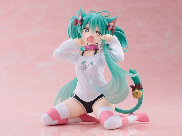 Vocaloid Desktop Cute Miku Hatsune (Nekomimi T-Shirt Ver.) Figure