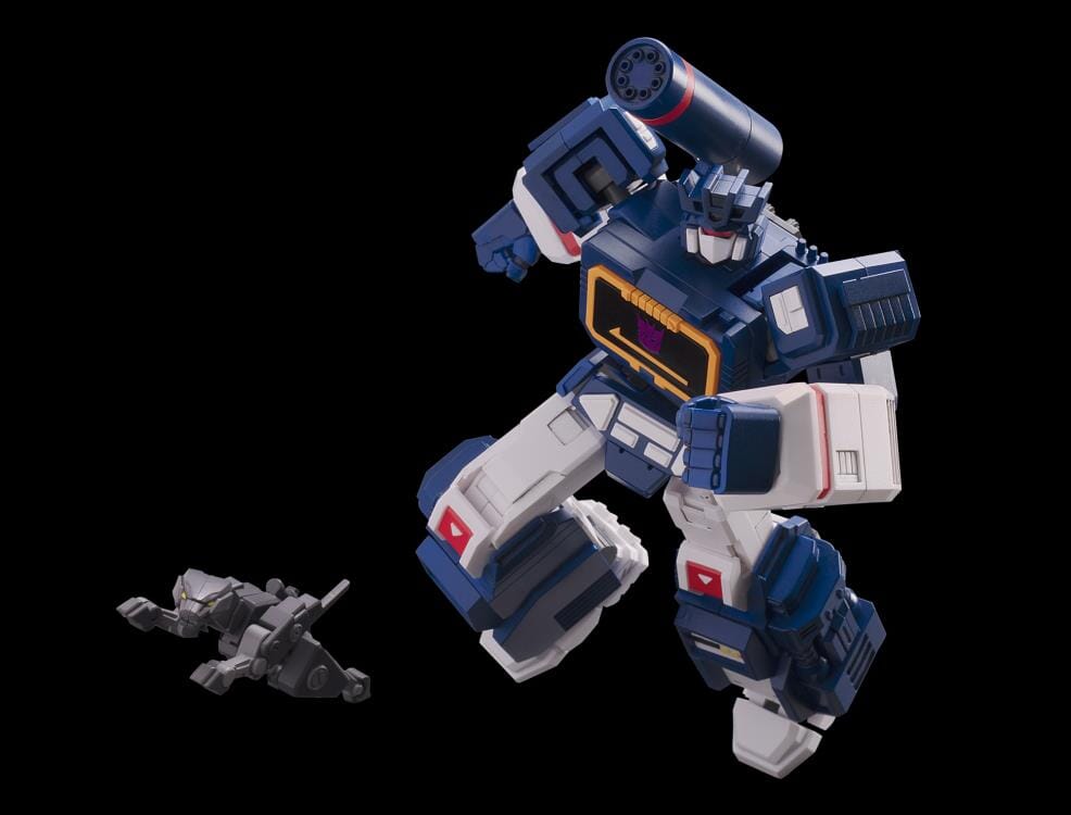 Transformers Furai 08 Soundwave Model Kit