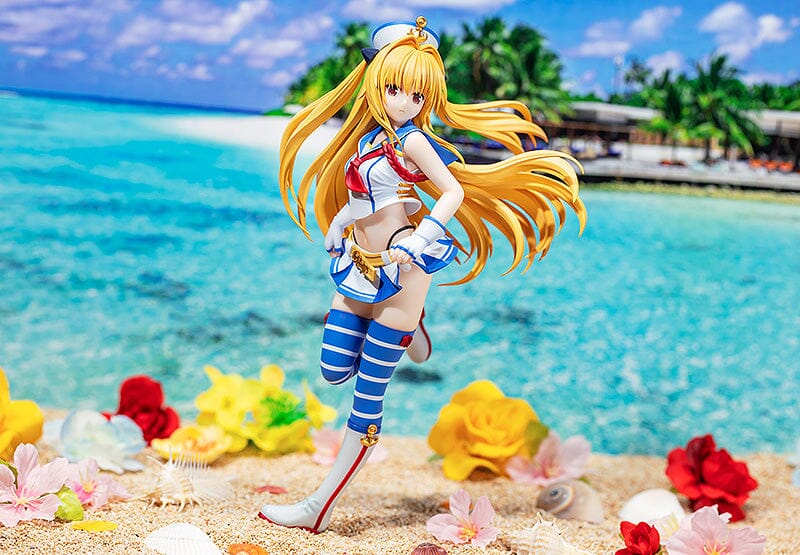 To Love-Ru Darkness Golden Darkness (Breezy Seaside Ver.) 1/7 Scale Figure