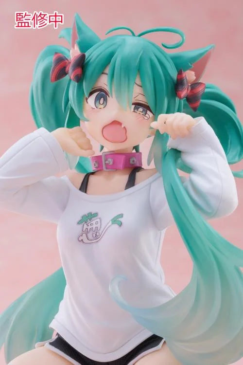 Vocaloid Desktop Cute Miku Hatsune (Nekomimi T-Shirt Ver.) Figure