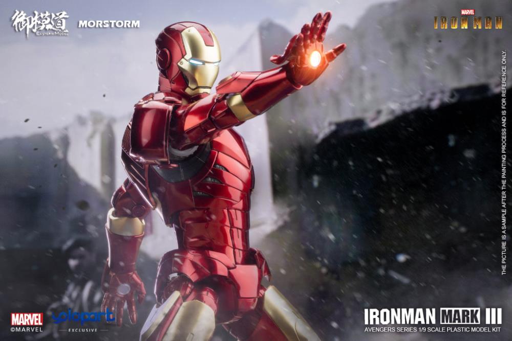 Iron Man Mark III Deluxe 1/9 Scale Model Kit