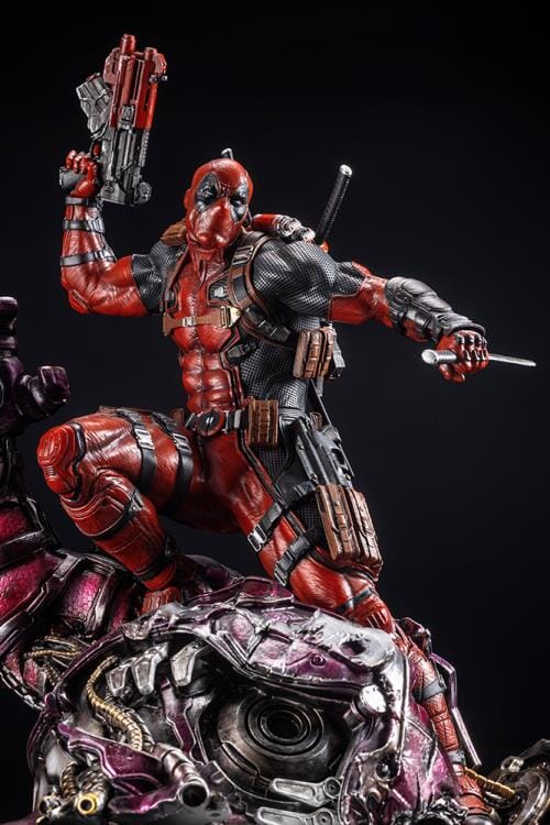 Marvel Fine Art Signature Series Deadpool Limited Edition Statue