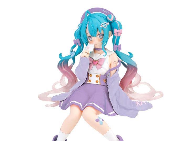 Vocaloid Hatsune Miku (Love Sailor Purple Color Ver.) Noodle Stopper Figure