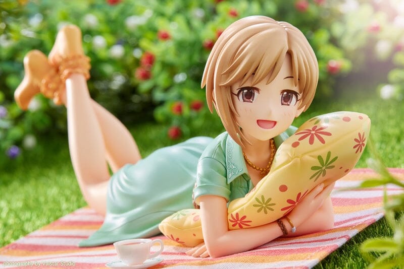 The Idolmaster Cinderella Girls Off Stage Yumi Aiba 1/8 Scale Figure