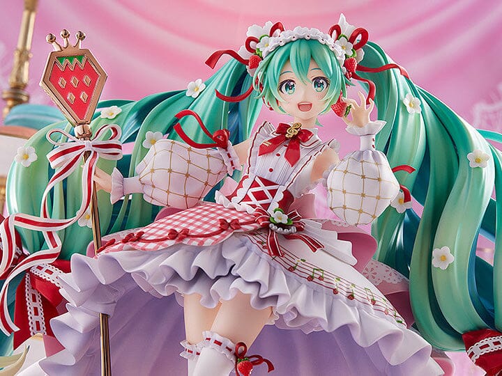 Vocaloid Hatsune Miku Strawberry Motif (15th Anniversary) 1/7 Scale Figure