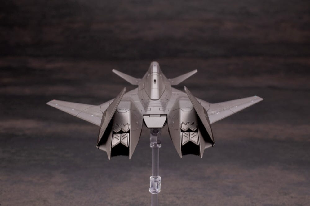 Ace Combat 7 Skies Unknown ADF-01 (Modeler's Edition) 1/144 Scale Model Kit