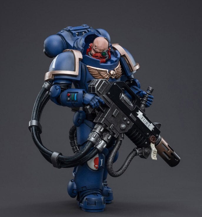 Warhammer 40K Ultramarines Primaris Eradicator 1 1/18 Scale Figure