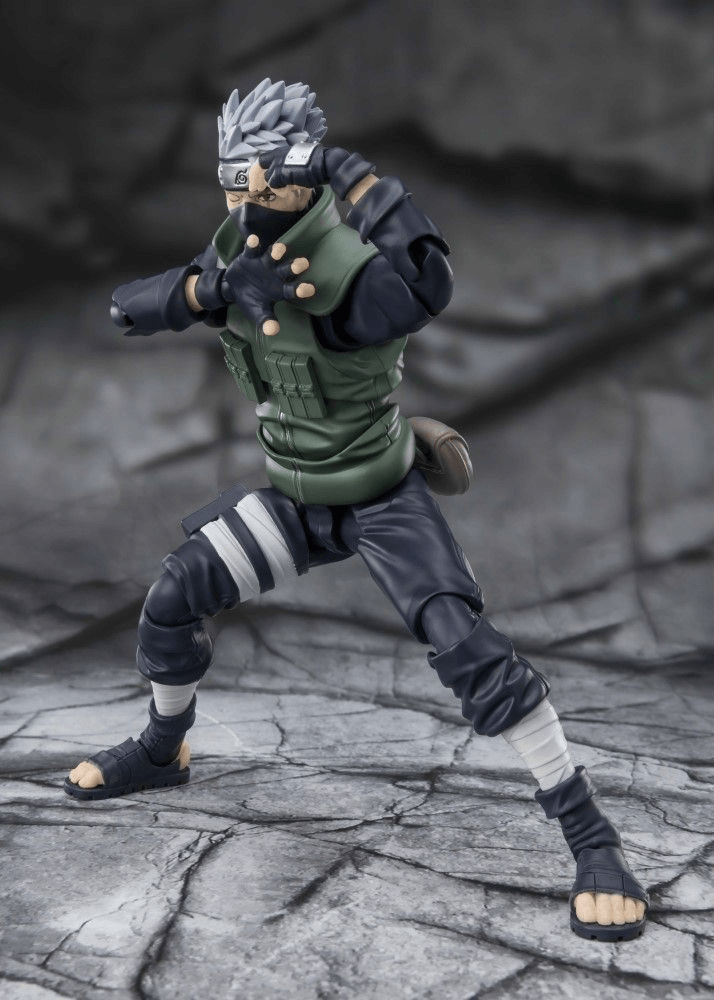 Naruto: Shippuden S.H.Figuarts Kakashi Hatake (Famed Sharingan Hero)